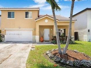 Weitzer Lago Mar Homes, Miami, FL 33193