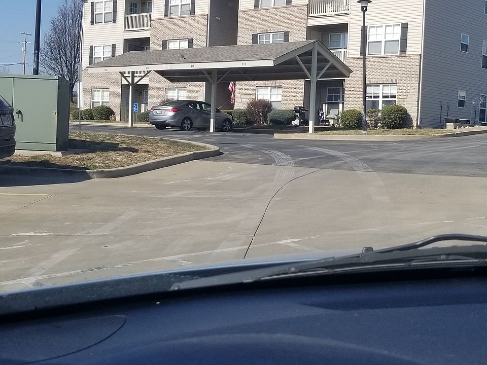 1st image of 333 Bramblett Hls #333