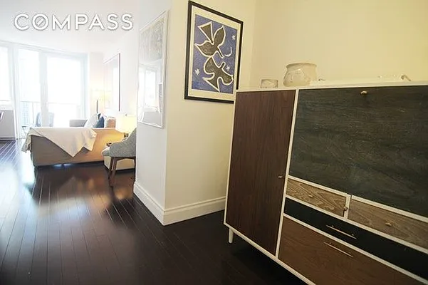 Rented by Compass | media 38