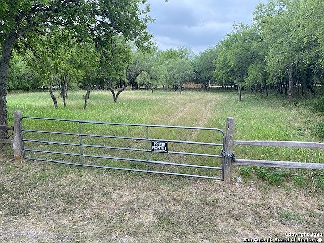 1st image of 7746 Deer Ln