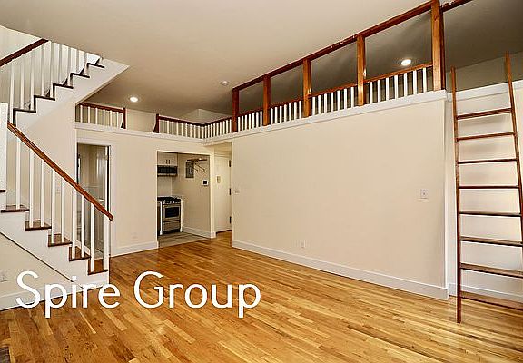 3rd image of 307 W 74th St APT 4A