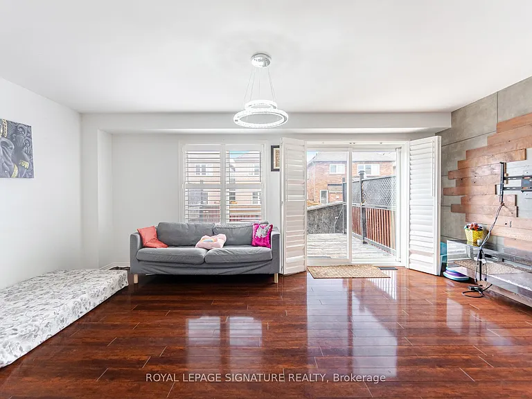 66 Lightcatcher Cir — Photo 14