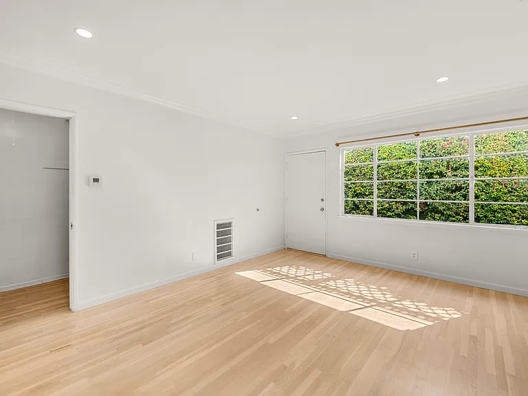 1717 Selby Ave — Photo 1