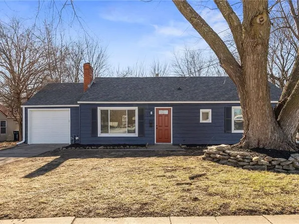 137 W 85th St, Kansas City, MO 64114