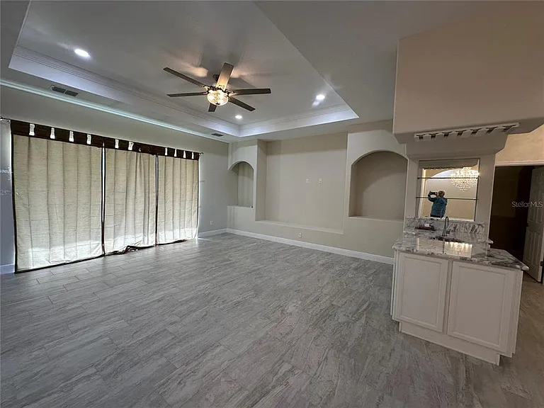 5780 N Lena Dr — Photo 11