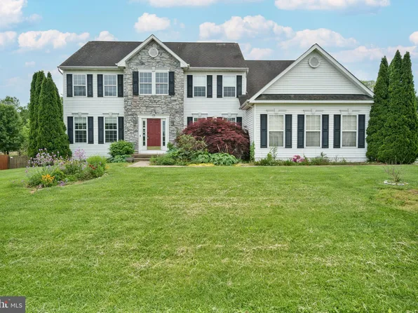 33 General Early Dr, Harpers Ferry, WV 25425