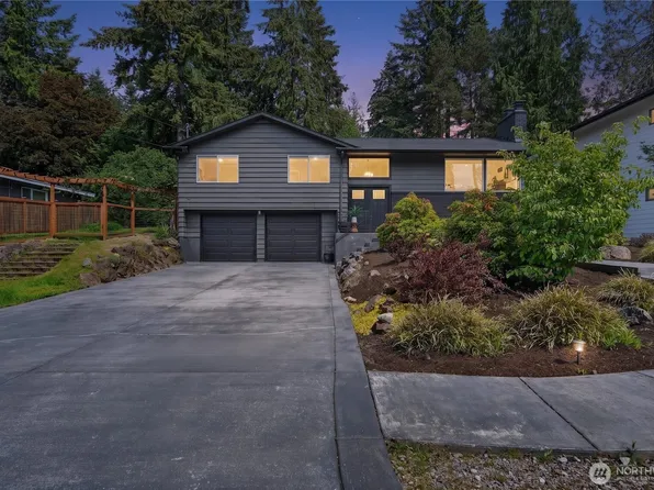 19927 89th Place W, Edmonds, WA 98026