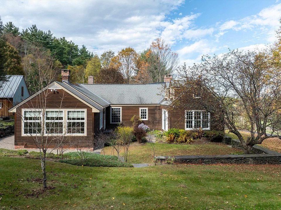 1st image of 1909 Pine Banks Road