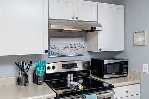 2065 Burjonik Dr — Photo 14