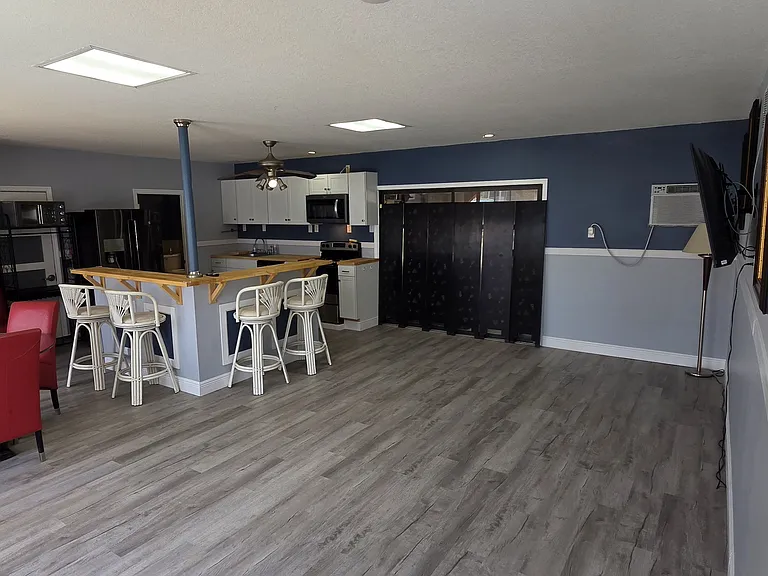 4144 Camelia Dr — Photo 21