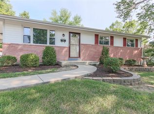 2720 Robert Dr, Florissant, MO
