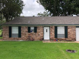 128 Hutson Ln, Brazoria, TX 77422