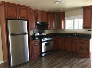 128 N 8th Ave, Upland, CA 91786