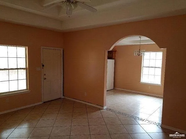 3604 Kingsborough Ave — Photo 4