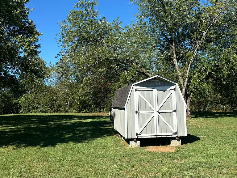 3505 Blackman Rd — Photo 3
