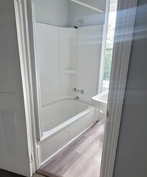 2nd floor bathroom