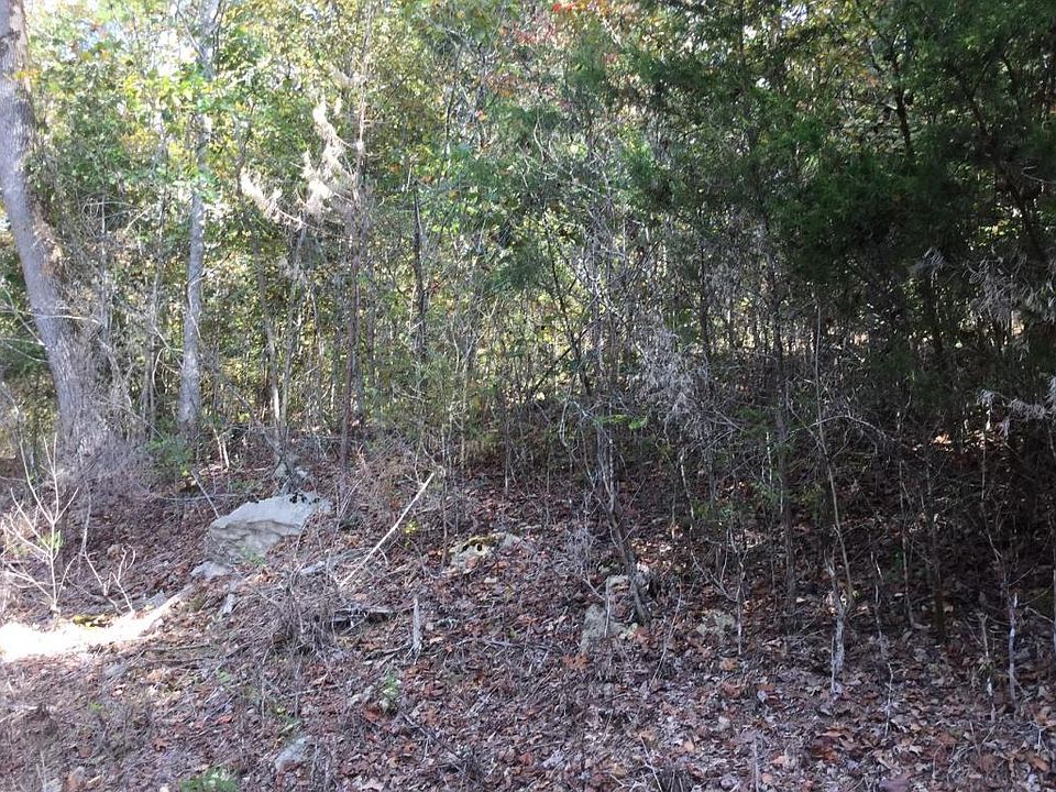 2nd image of 3070 Sharps Chapel Rd