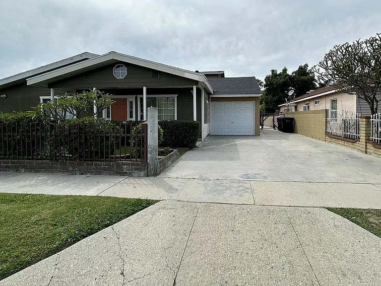 14021 Gridley Rd — Photo 3