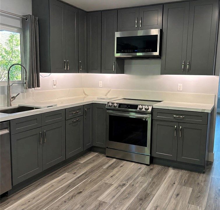 1st image of 2266 Raintree Pl