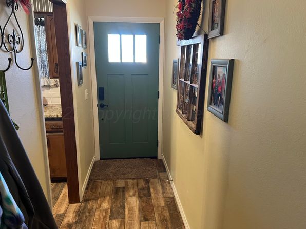 302 Mustang St, Fritch, TX 79036