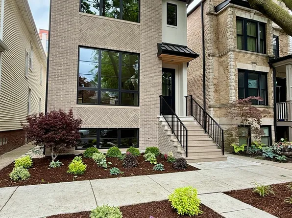 1841 W Newport Ave, Chicago, IL 60657