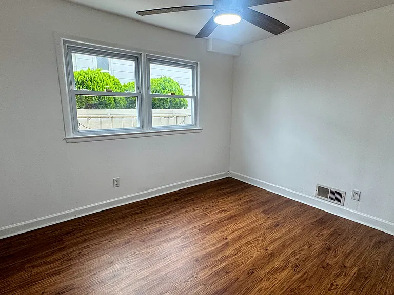 83 Augusta Ave #2 — Photo 15
