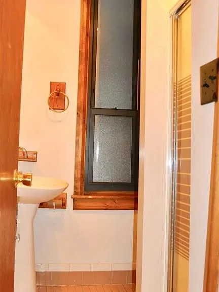 2326 W 24th St #1 — Photo 9