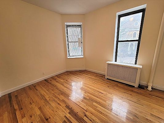 1st image of 159 2nd Ave #Vx