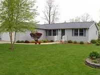 704 8th St photo 1