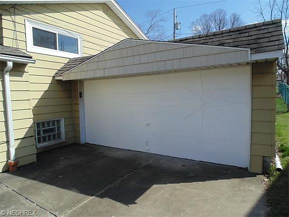 3rd image of 13116 Bangor Ave