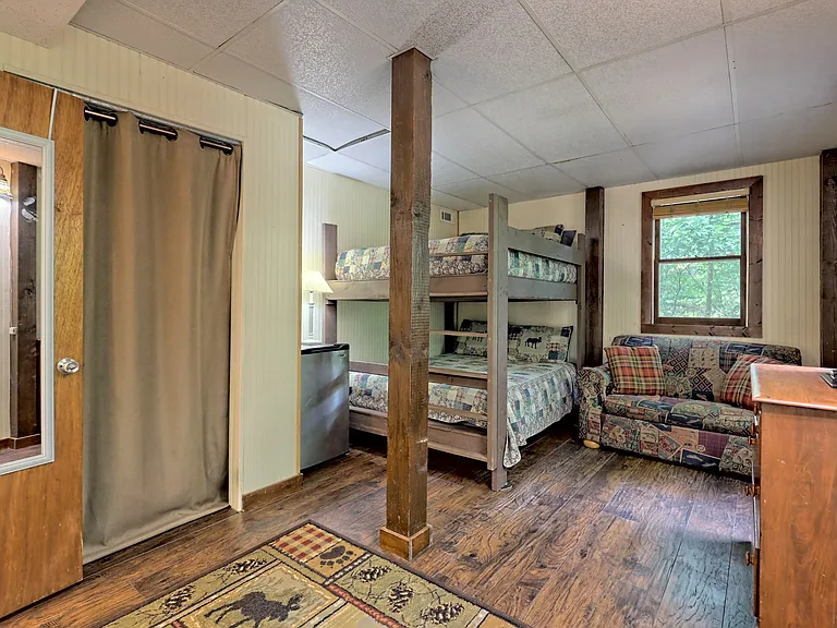 492 Sims Way — Photo 37