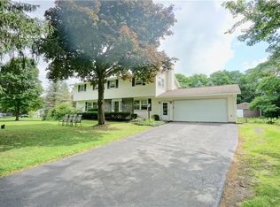 1740 Berry Rd, La Fayette, NY 13084