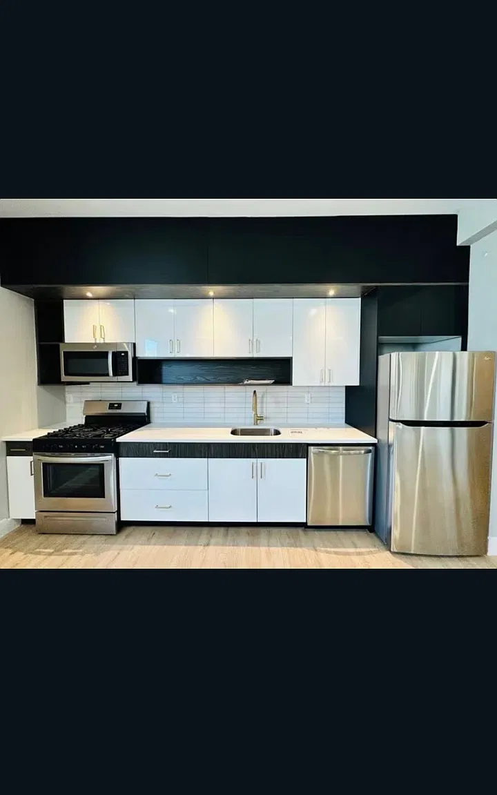 2 bed, $2,250 — Photo 1