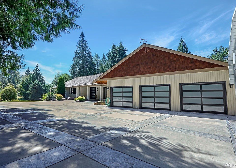 1st image of 9324 151st Ave SE