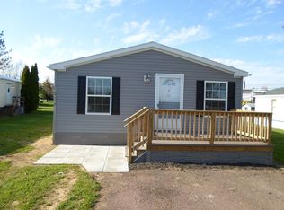 122 Nicole Ln, Somerset, PA 15501