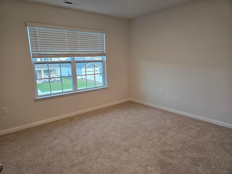 1134 Saddlebrook Dr — Photo 18