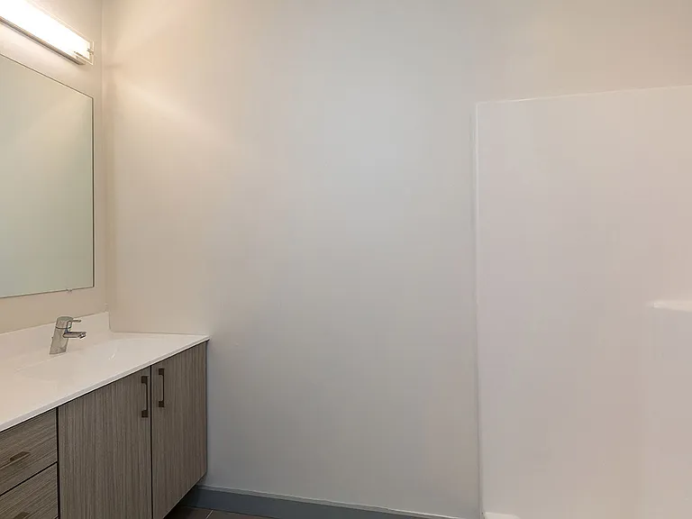 735 Truman Apartments — Photo 13