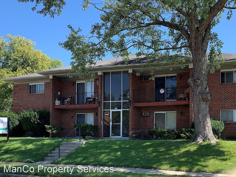 1st image of 2620 N Gettysburg Ave APT 2
