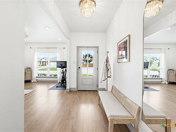 3rd image of 5403 Friars Loop