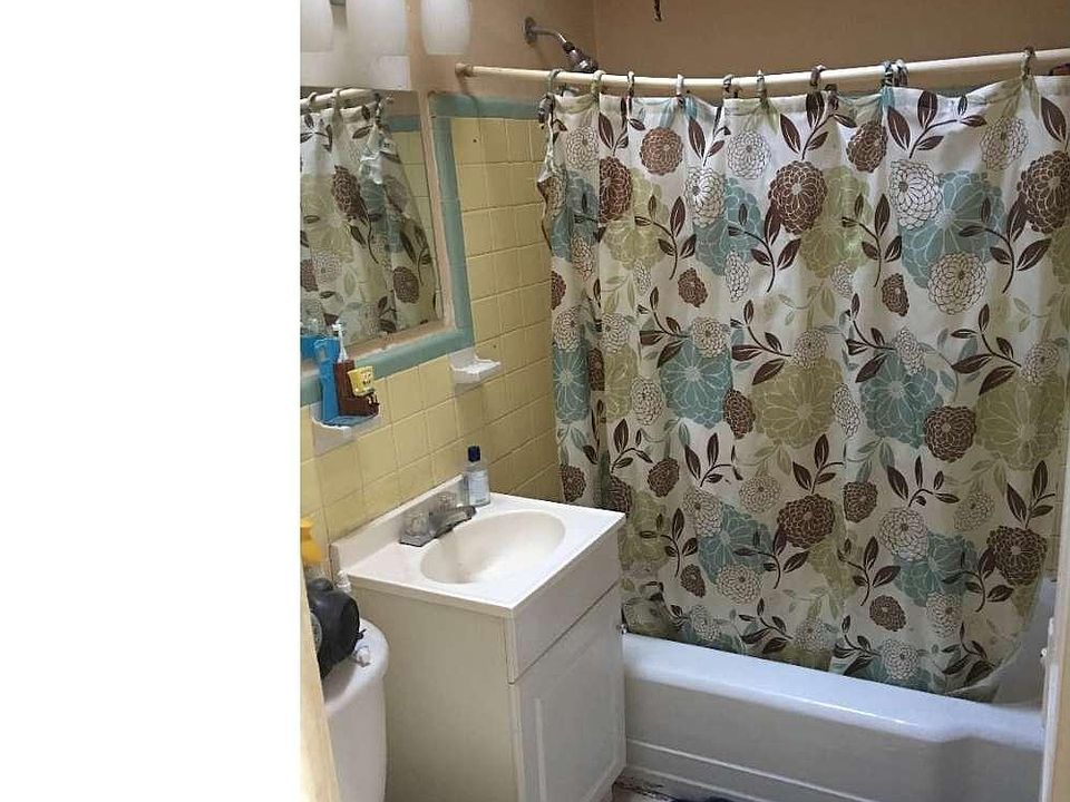 2nd image of 7142 Walker St
