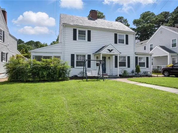 207 Oak Grove Rd, Norfolk, VA 23505