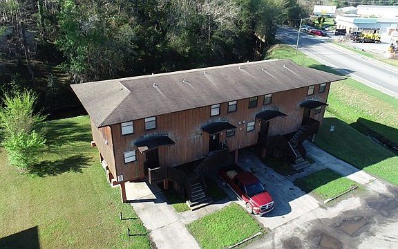 3rd image of 1195 Melody Ln