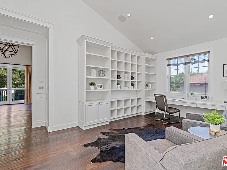 14917 Valley Vista Blvd — Photo 19