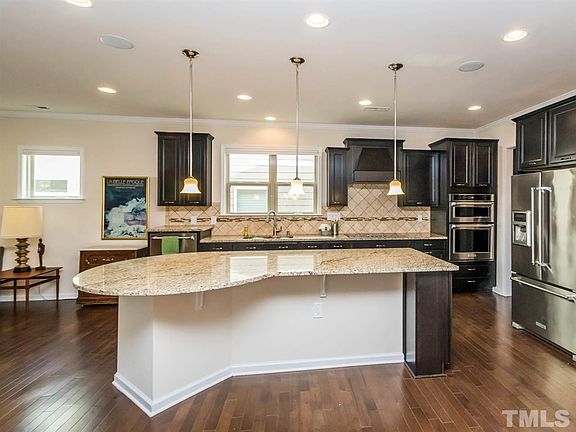 3rd image of 1518 Bloomsbury Manor Dr