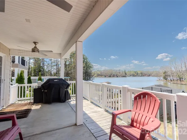 582 Springwood Dr #32, Mount Gilead, NC 27306
