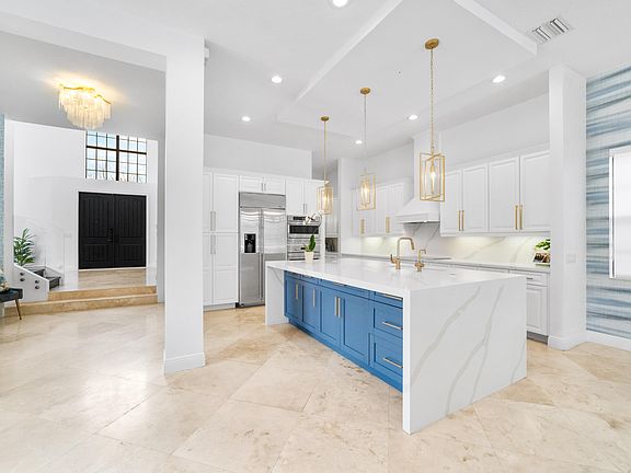 3rd image of 10350 Majestic Court