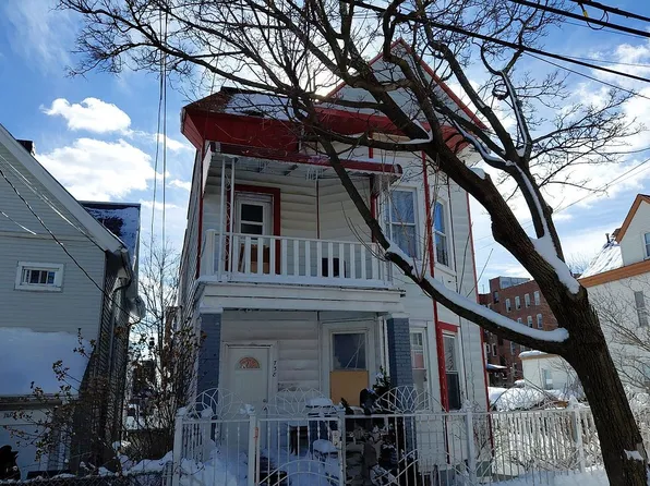 738 E 229th St, Bronx, NY 10466