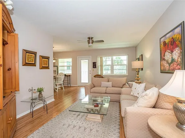 43 Vista Gardens Trl, Vero Beach, FL
