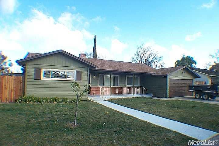 1st image of 1517 Barcelona Ave