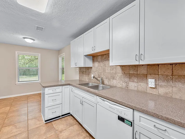 309 Dunn St — Photo 7